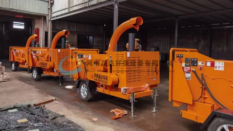 四臺HC-6145園林綠化專用樹枝條粉碎機完工！.jpg